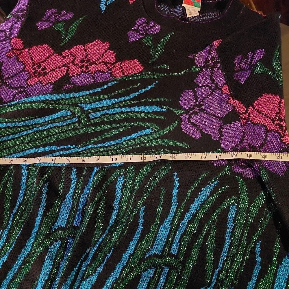 Vintage 90s Nutcracker 2X Floral Tinsel Sparkle Sweater Made in USA Black - Picture 6 of 6